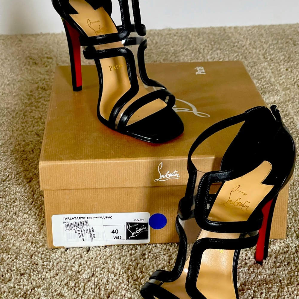 Beautiful Christian Louboutin heels!!